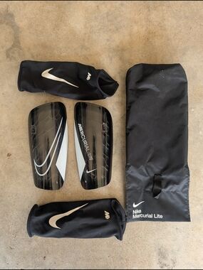 Nike Mercurial Lite Black/White Soccer Shin Guards Large 5'7-5'11